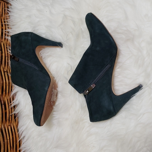 Vince Camuto Ankle Boots with Heel - Picture 3 of 7